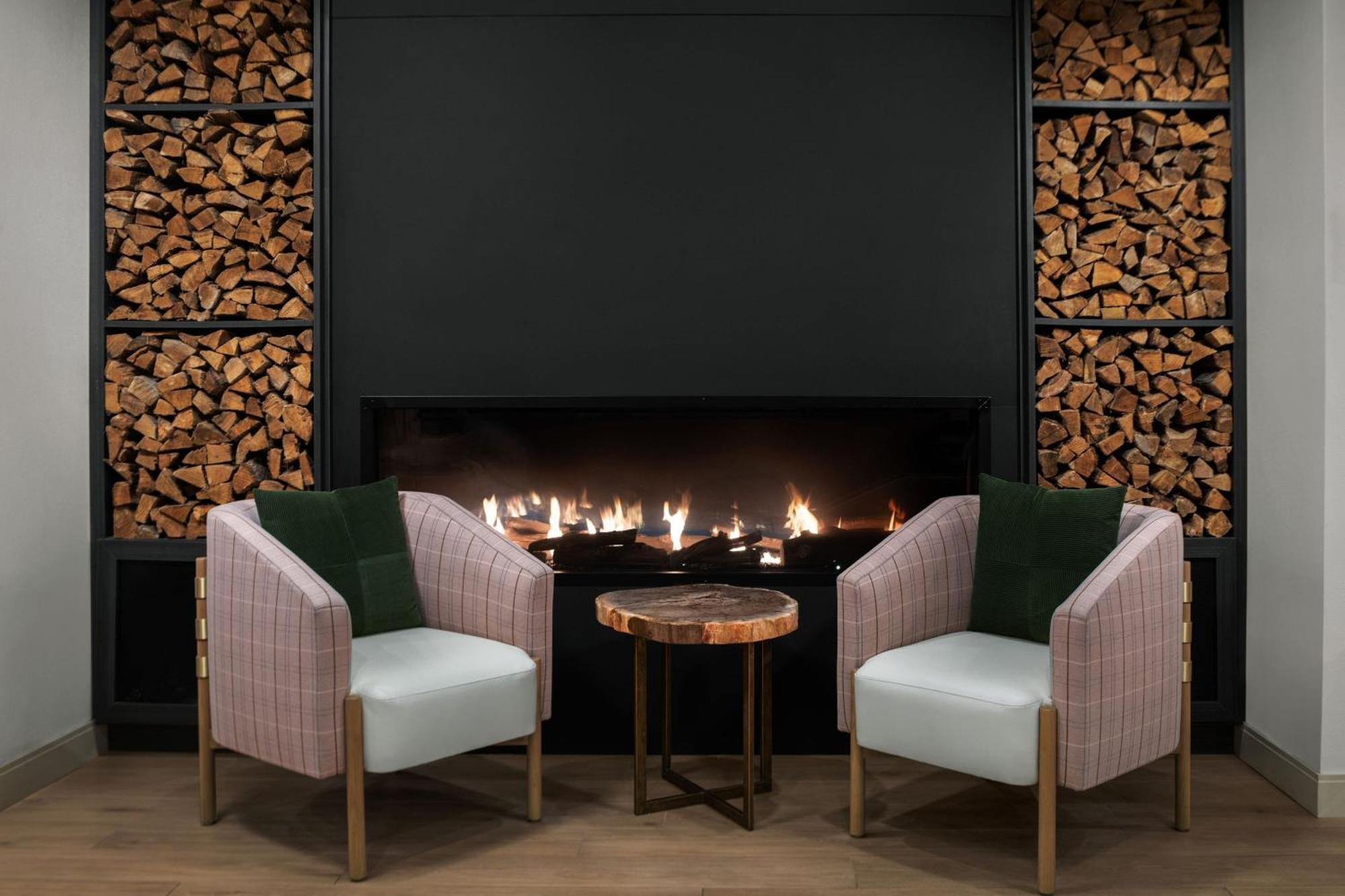 The Inelle, Oakhurst Yosemite, A Tribute Portfolio Hotel Extérieur photo